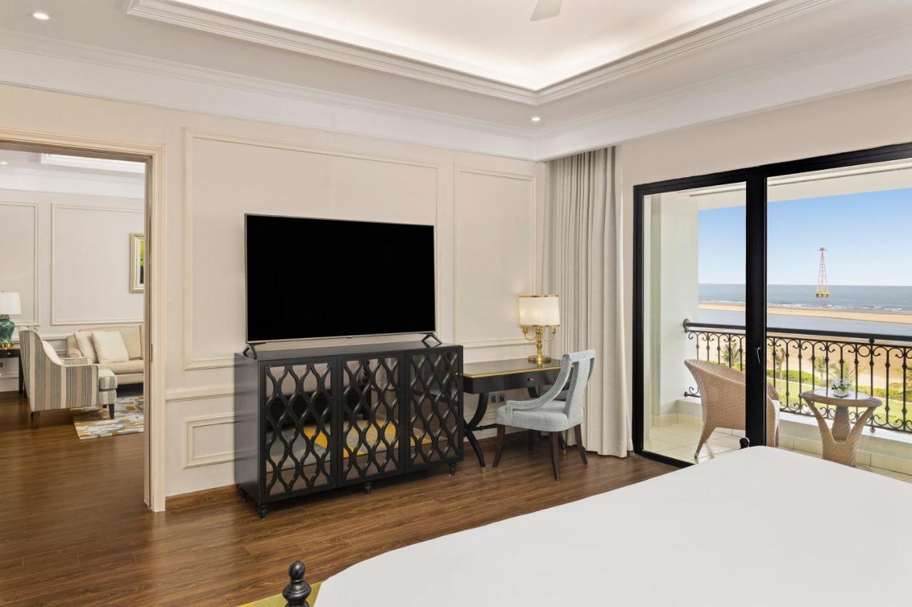 Melia Vinpearl Cua Hoi Beach Resort Cửa Lò Extérieur photo