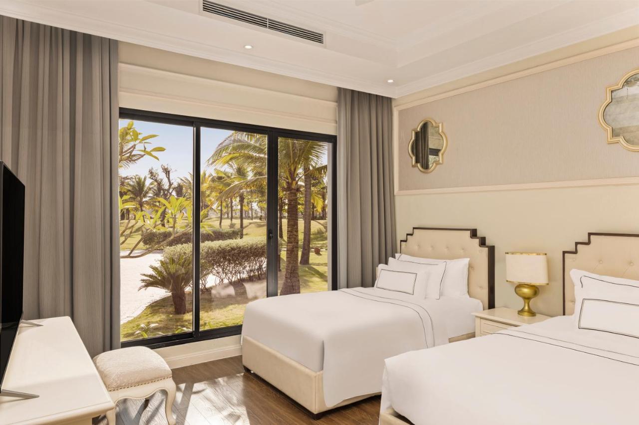 Melia Vinpearl Cua Hoi Beach Resort Cửa Lò Extérieur photo