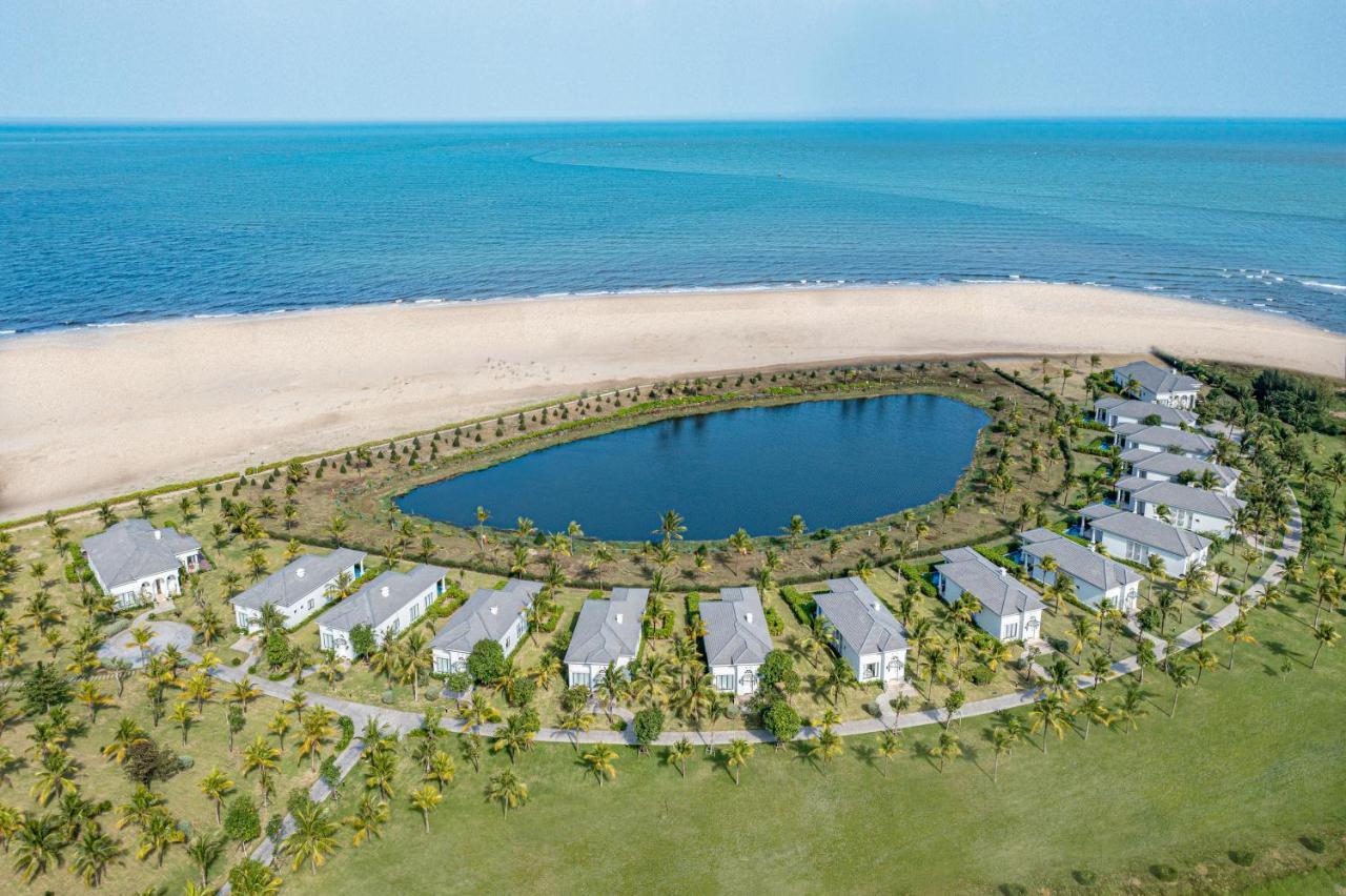 Melia Vinpearl Cua Hoi Beach Resort Cửa Lò Extérieur photo