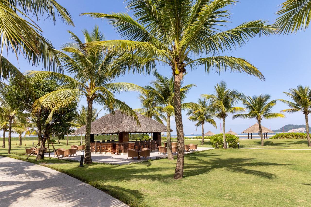 Melia Vinpearl Cua Hoi Beach Resort Cửa Lò Extérieur photo