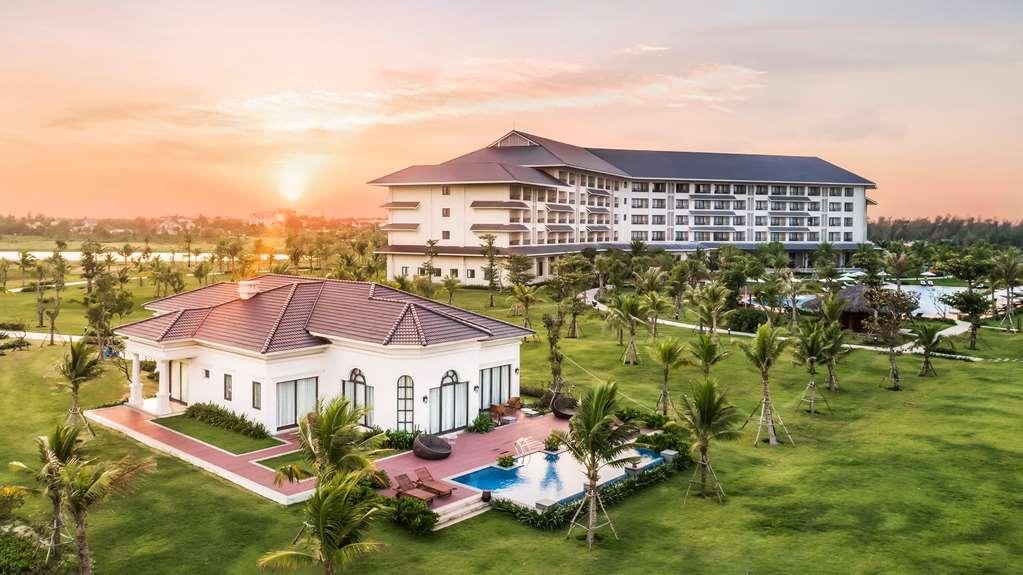 Melia Vinpearl Cua Hoi Beach Resort Cửa Lò Extérieur photo