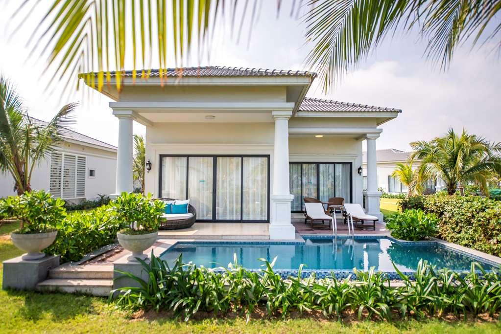Melia Vinpearl Cua Hoi Beach Resort Cửa Lò Extérieur photo