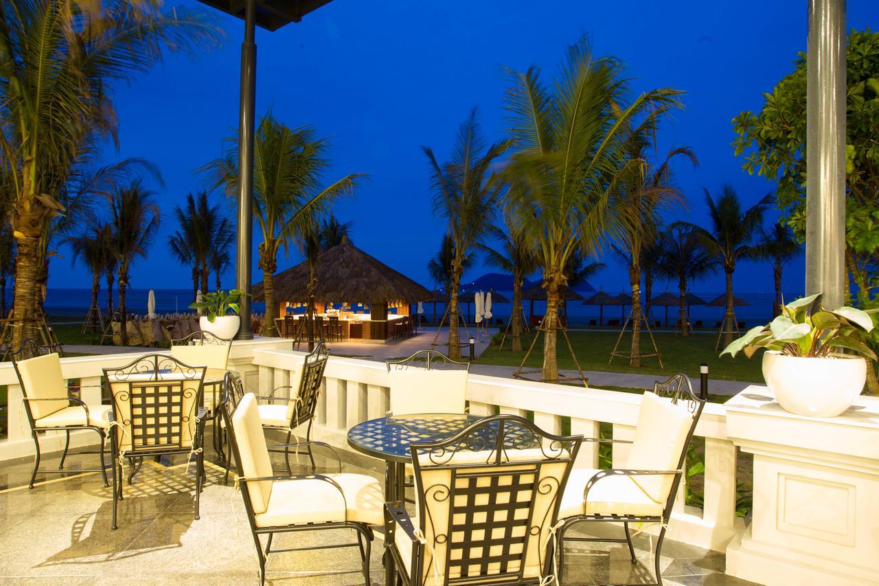 Melia Vinpearl Cua Hoi Beach Resort Cửa Lò Extérieur photo